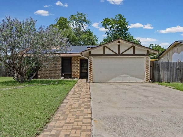 514 Yucca DR, Round Rock, TX 78681
