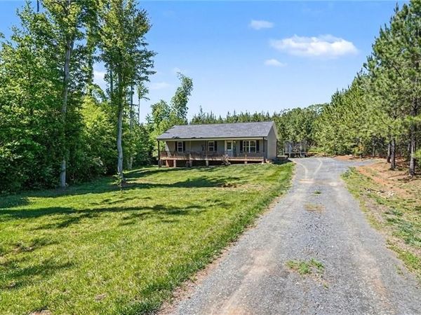 5024 Tabernacle School Road, Asheboro, NC 27205