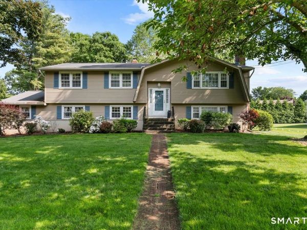74 Hintz, Wallingford, CT 06492