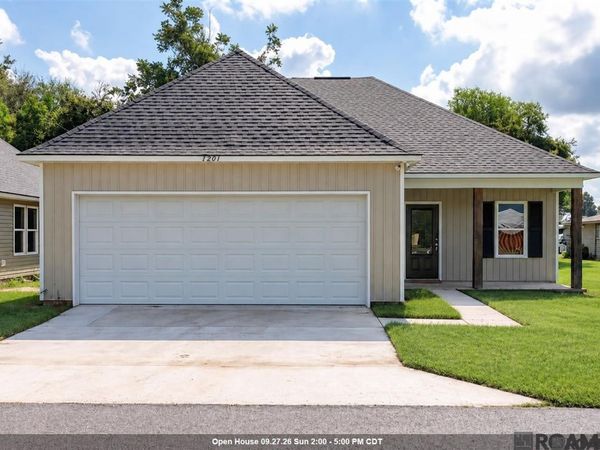 1401 Ravier Ln, Sunshine, LA 70780