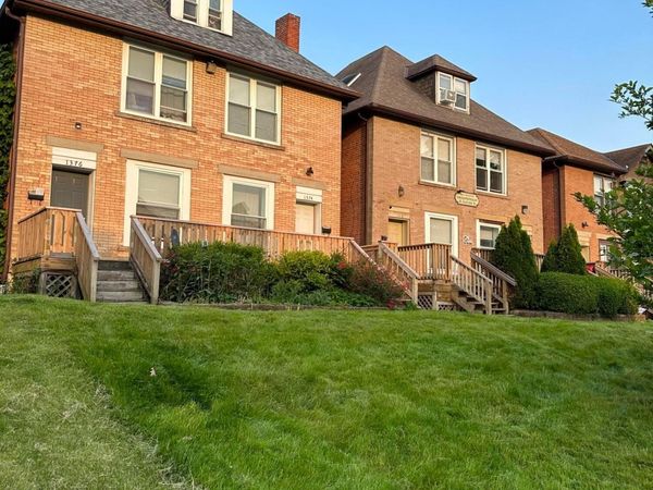 1374-1376 Indianola Avenue, Columbus, OH 43201