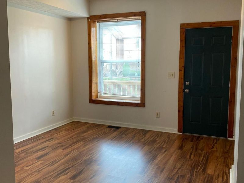 1374-1376 Indianola Avenue, Columbus, OH 43201 Photo 4