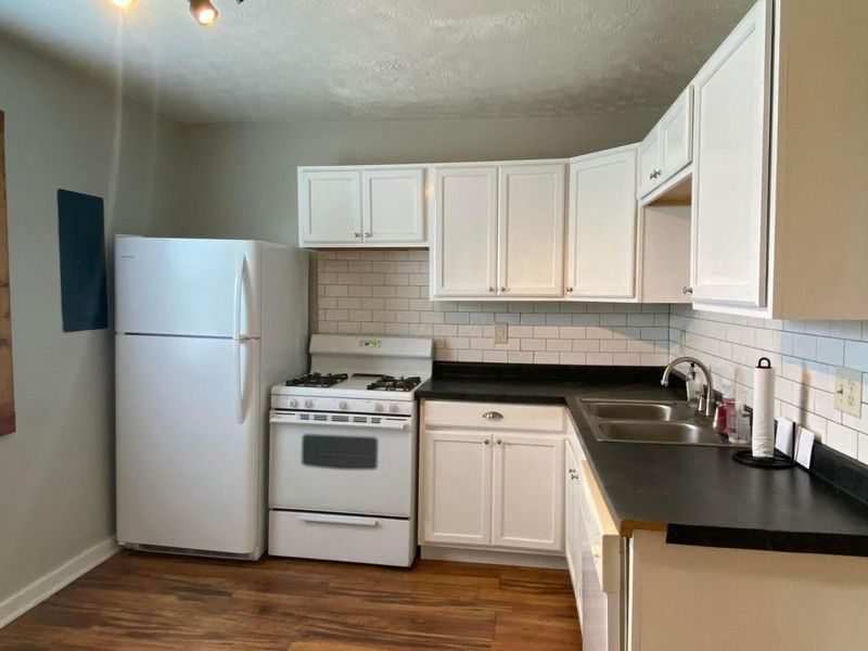 1374-1376 Indianola Avenue, Columbus, OH 43201 Photo 6