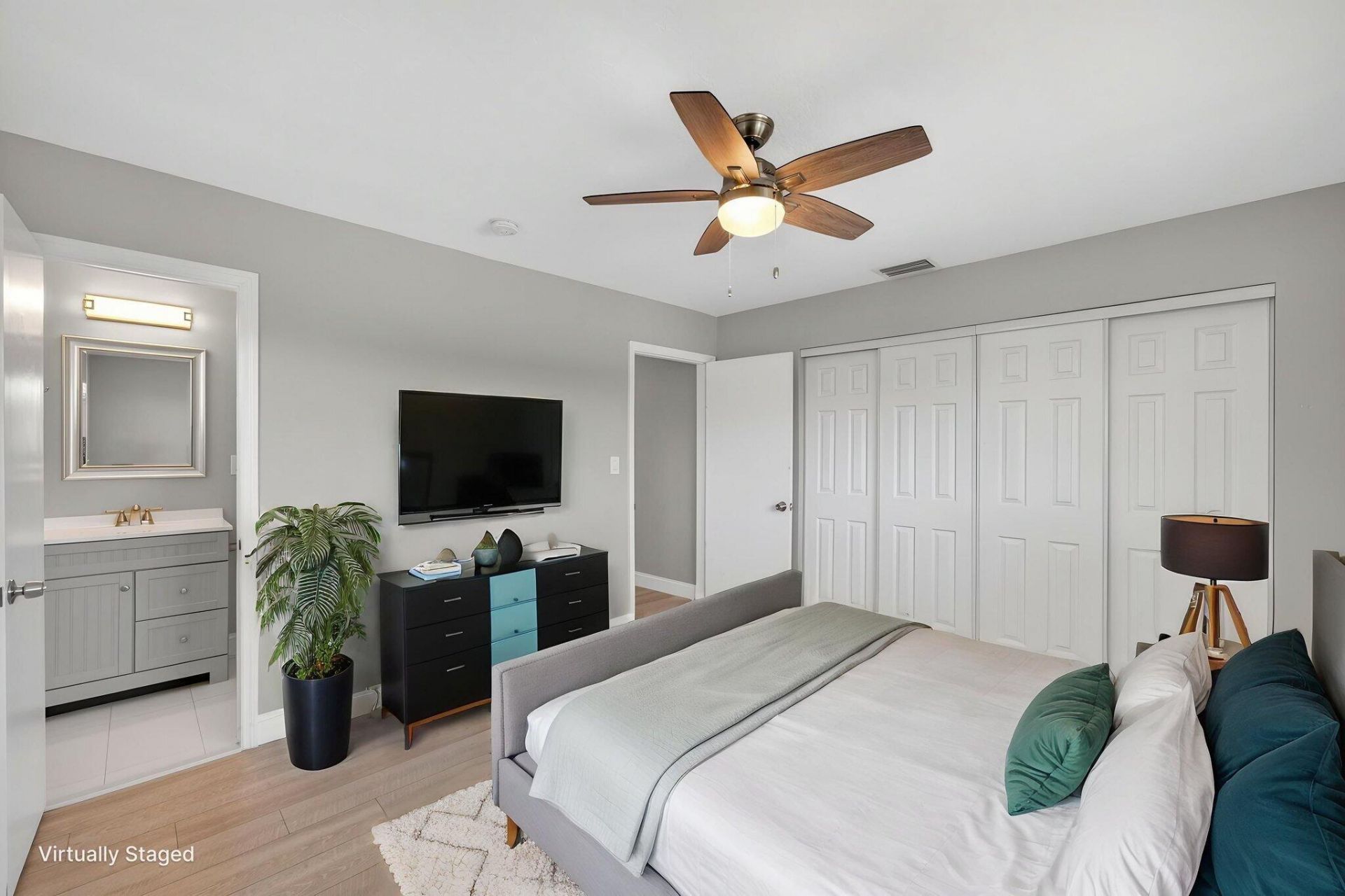 850 SE 1st Avenue, Pompano Beach, FL 33060 Photo