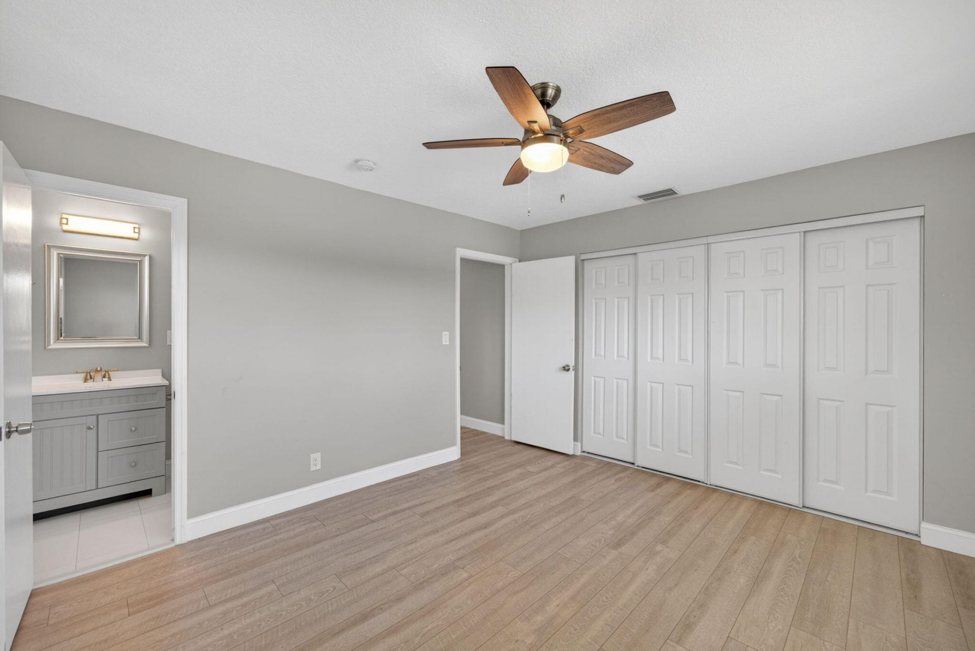 850 SE 1st Avenue, Pompano Beach, FL 33060 Photo