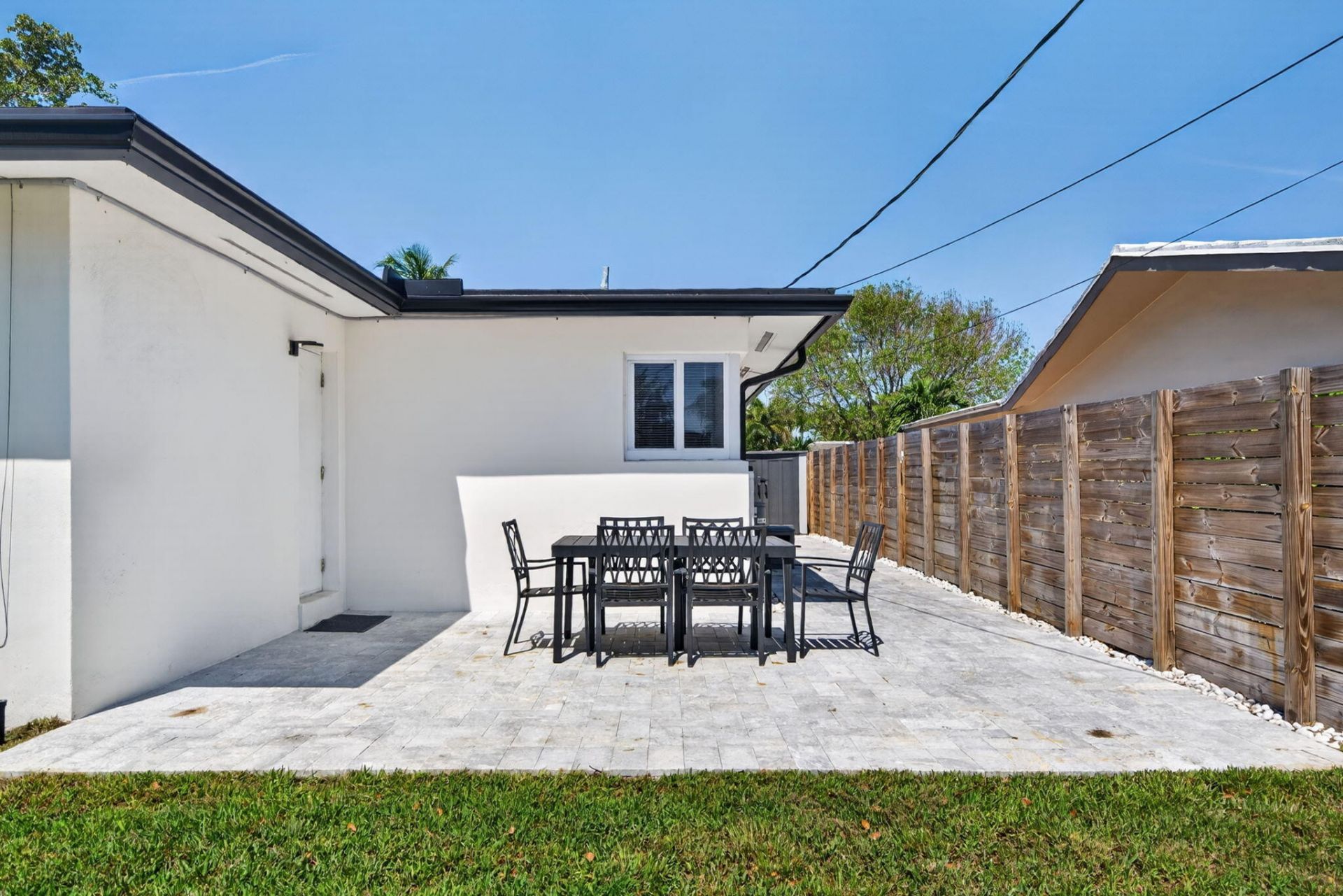 850 SE 1st Avenue, Pompano Beach, FL 33060 Photo