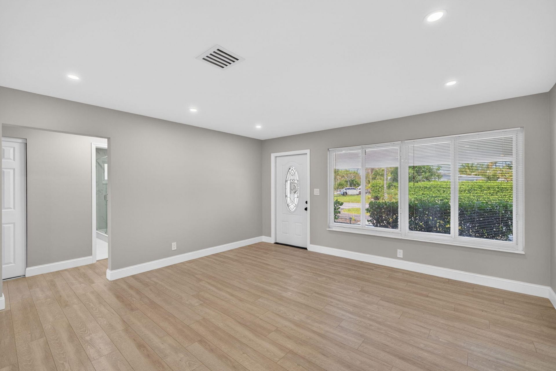 850 SE 1st Avenue, Pompano Beach, FL 33060 Photo