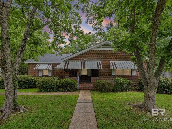 312 Sutherland Drive, Chickasaw, AL 36611