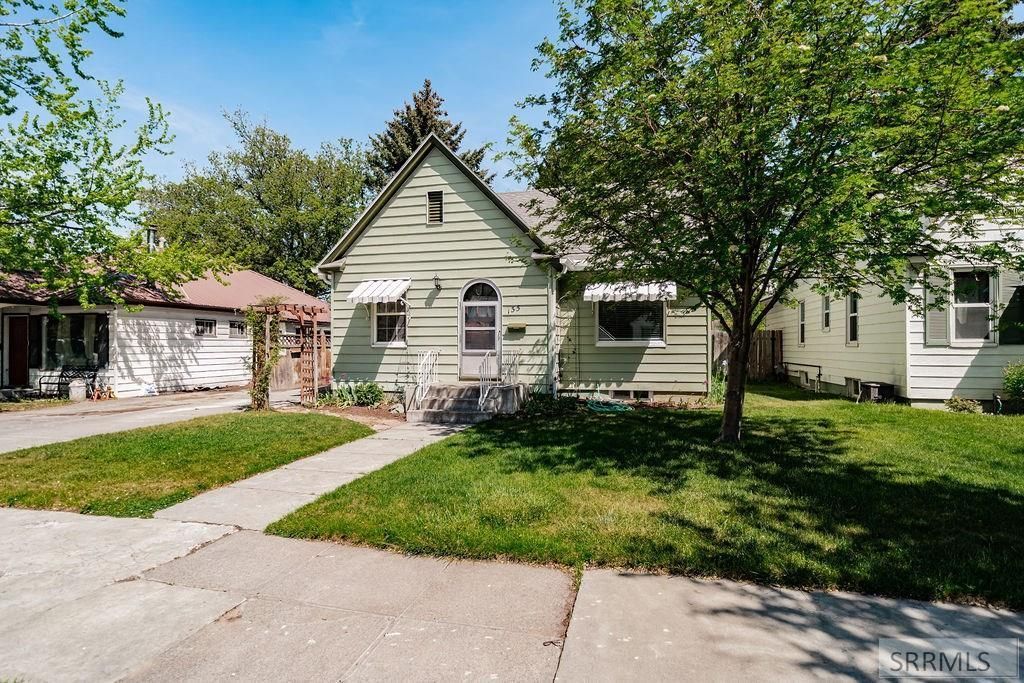 135 E 14th Street, Idaho Falls, ID 83404 Main Photo