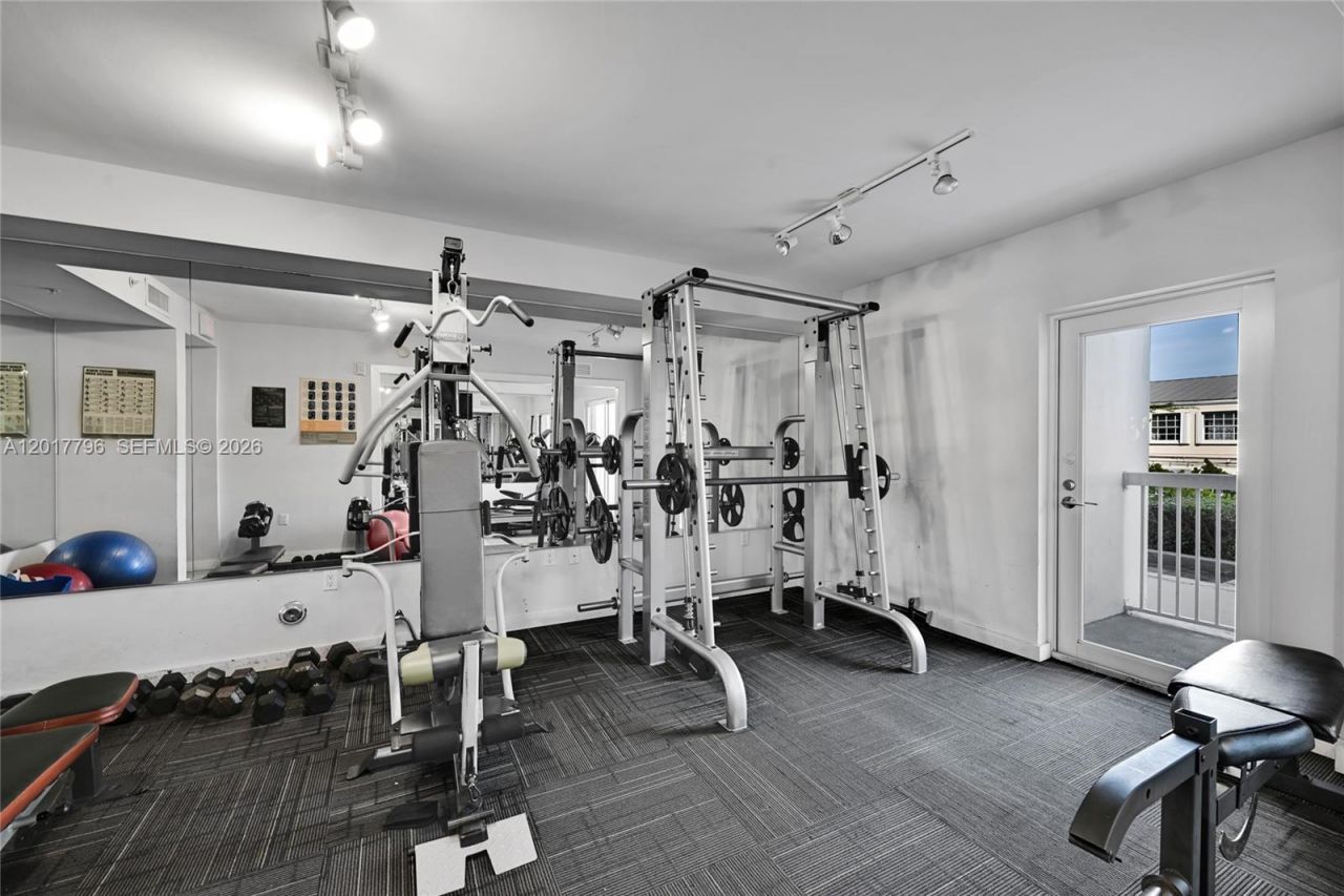 2740 SW 28th Ter , Unit 202, Miami, FL 33133 Photo
