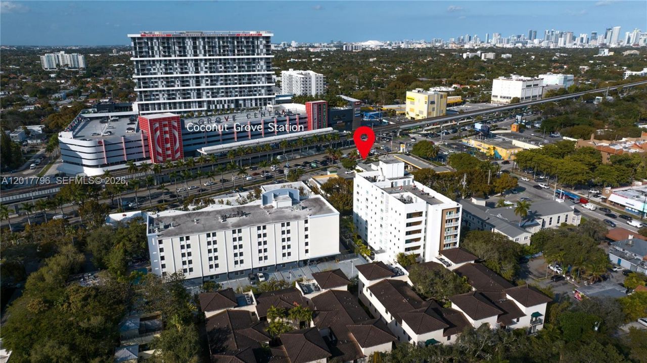 2740 SW 28th Ter , Unit 202, Miami, FL 33133 Photo