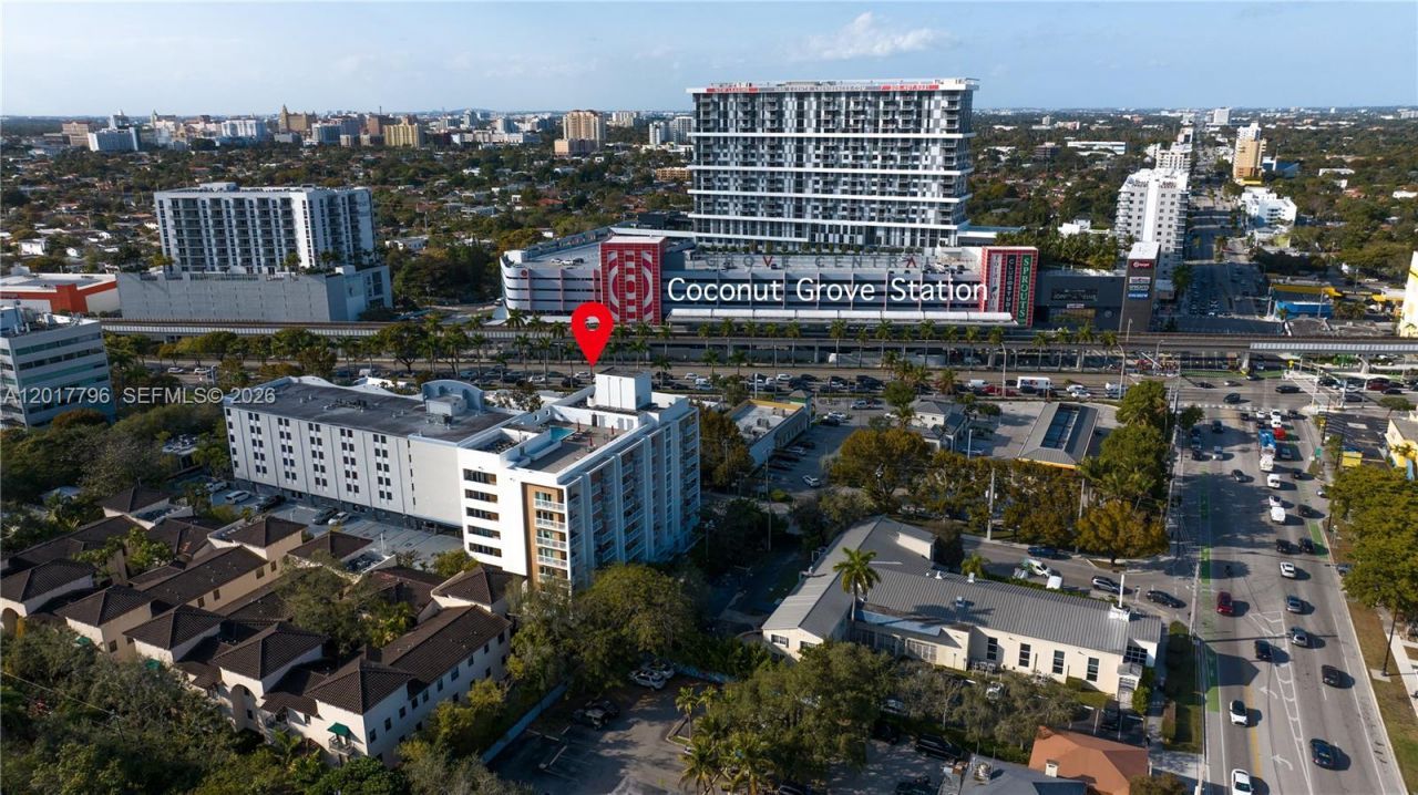 2740 SW 28th Ter , Unit 202, Miami, FL 33133 Photo