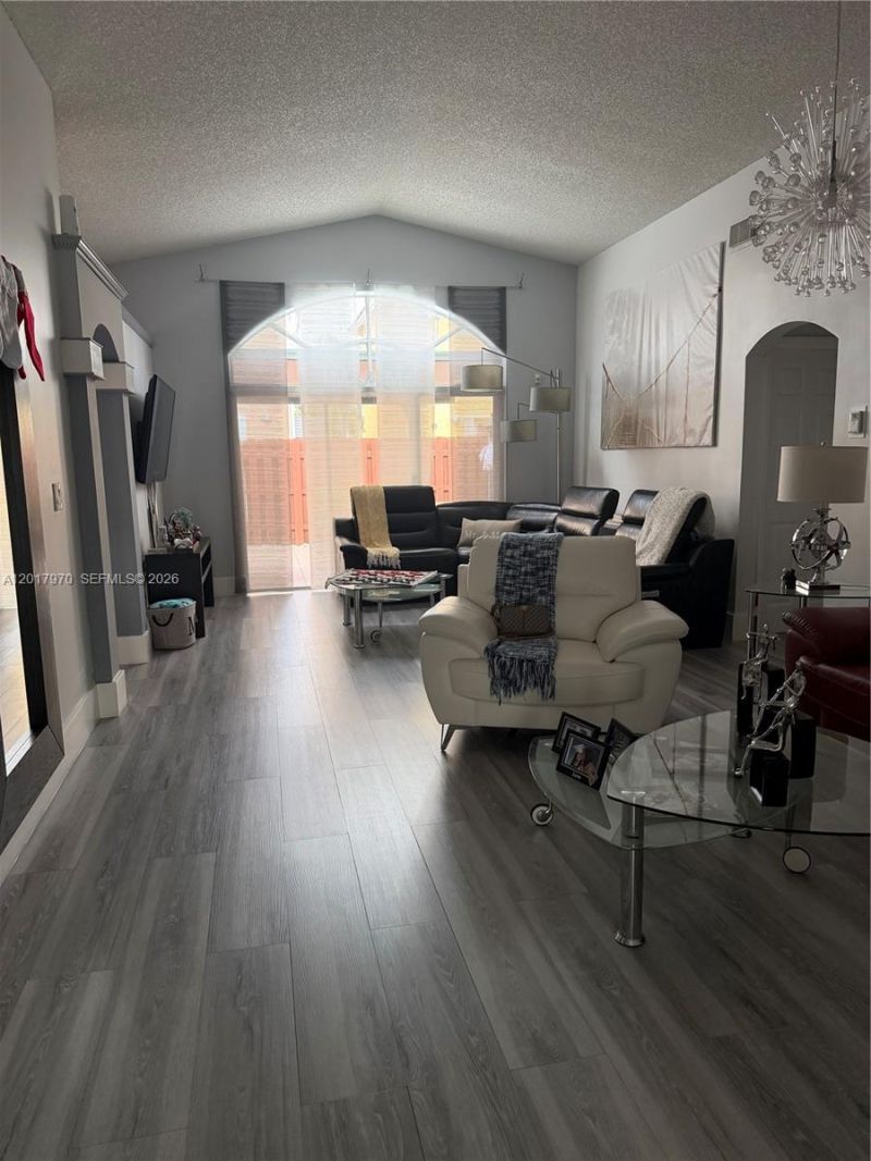 15823 SW 82nd St, Miami, FL 33193 Photo