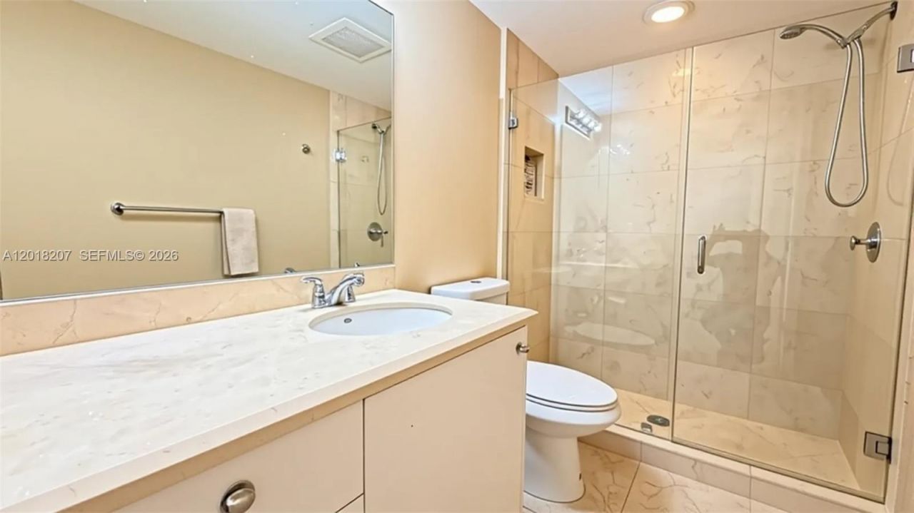 19400 Turnberry Way, Unit 1132, Aventura, FL 33180 Photo