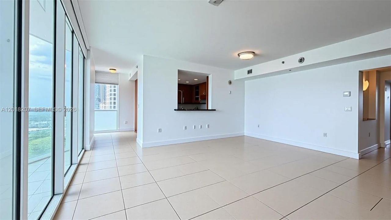 19400 Turnberry Way, Unit 1132, Aventura, FL 33180 Photo