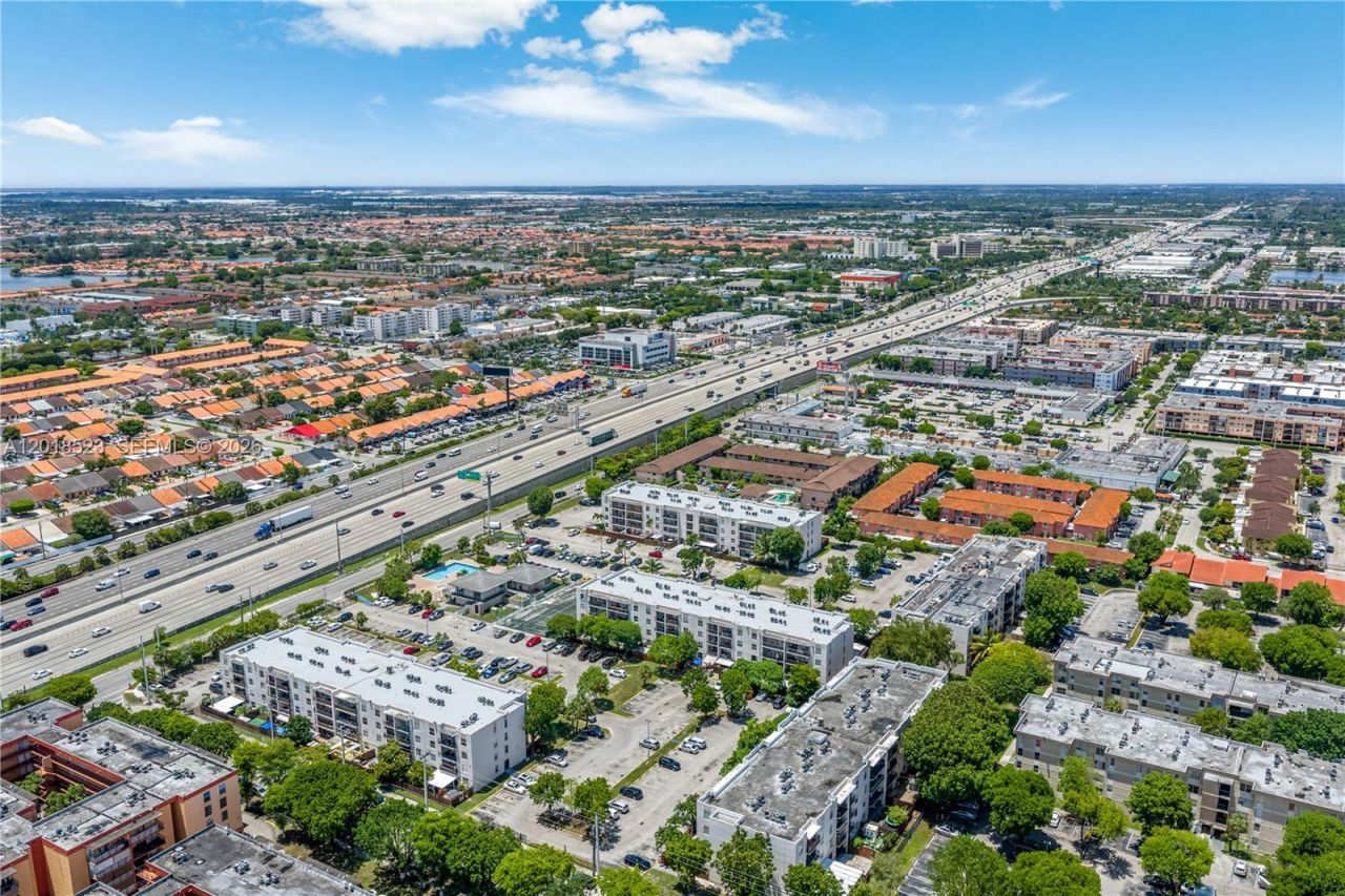 5775 W 20th Ave , Unit 404, Hialeah, FL 33012 Photo