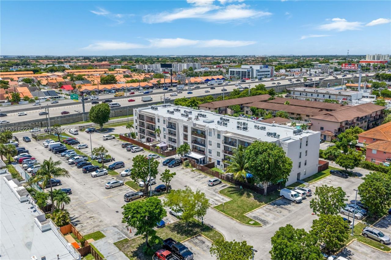 5775 W 20th Ave , Unit 404, Hialeah, FL 33012 Photo
