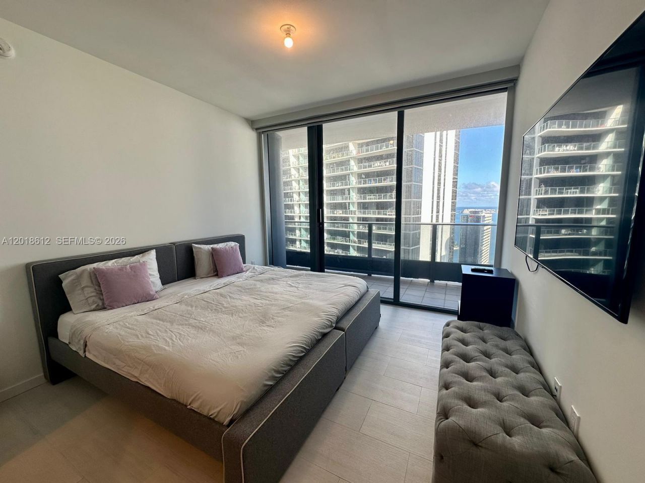 1000 Brickell Plz , Unit 4001, Miami, FL 33131 Photo