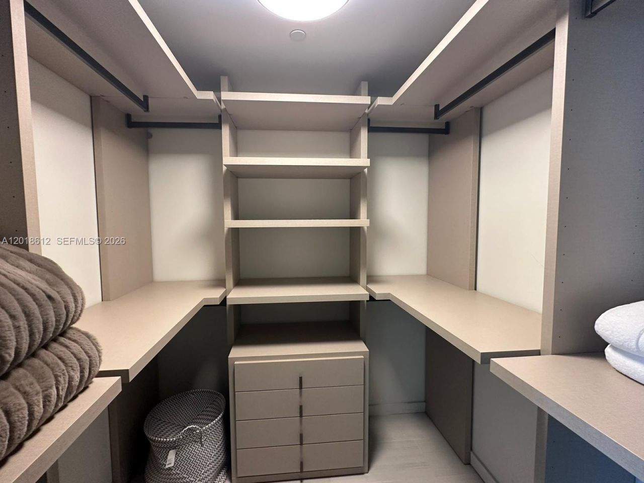 1000 Brickell Plz , Unit 4001, Miami, FL 33131 Photo