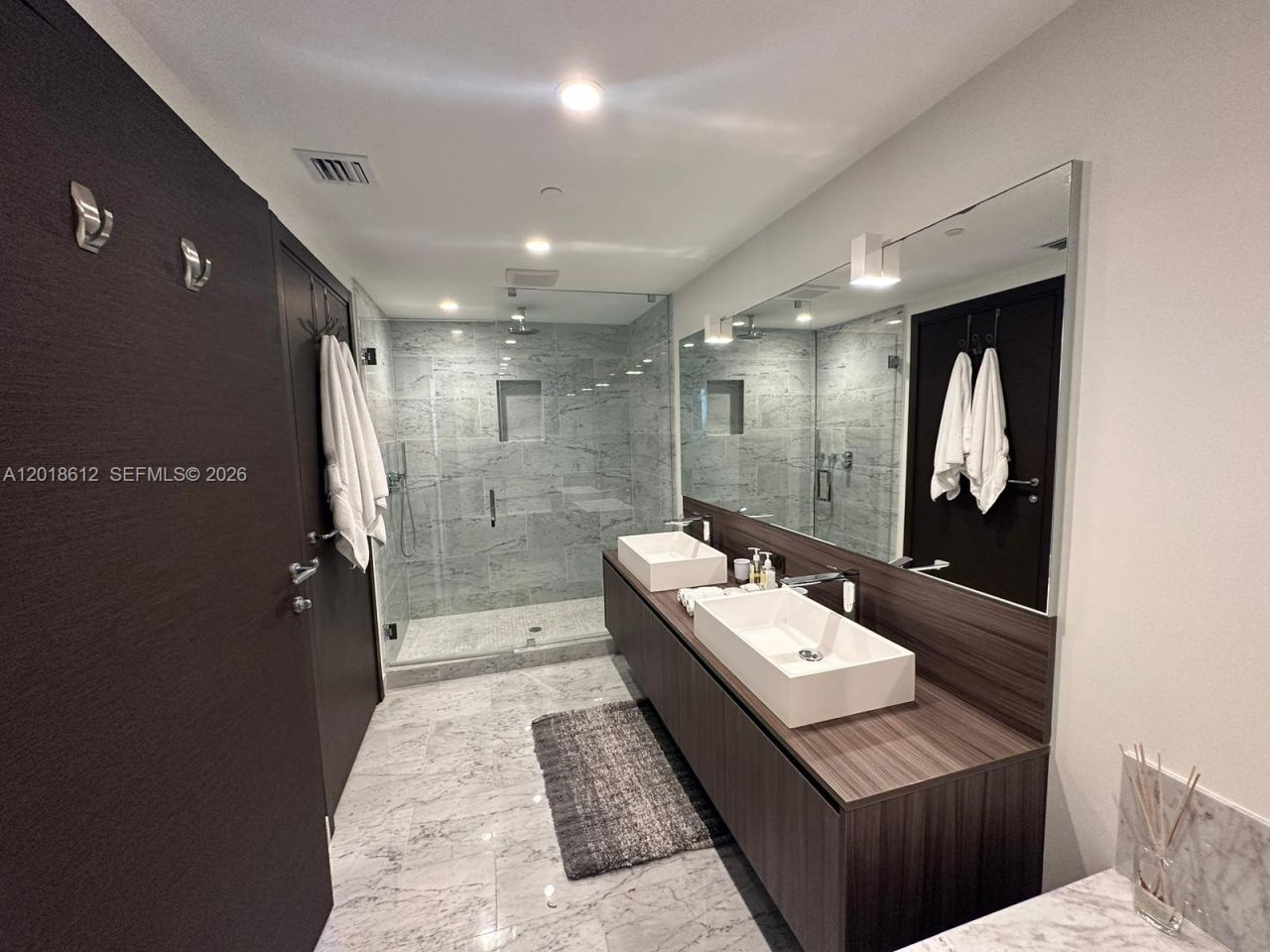 1000 Brickell Plz , Unit 4001, Miami, FL 33131 Photo