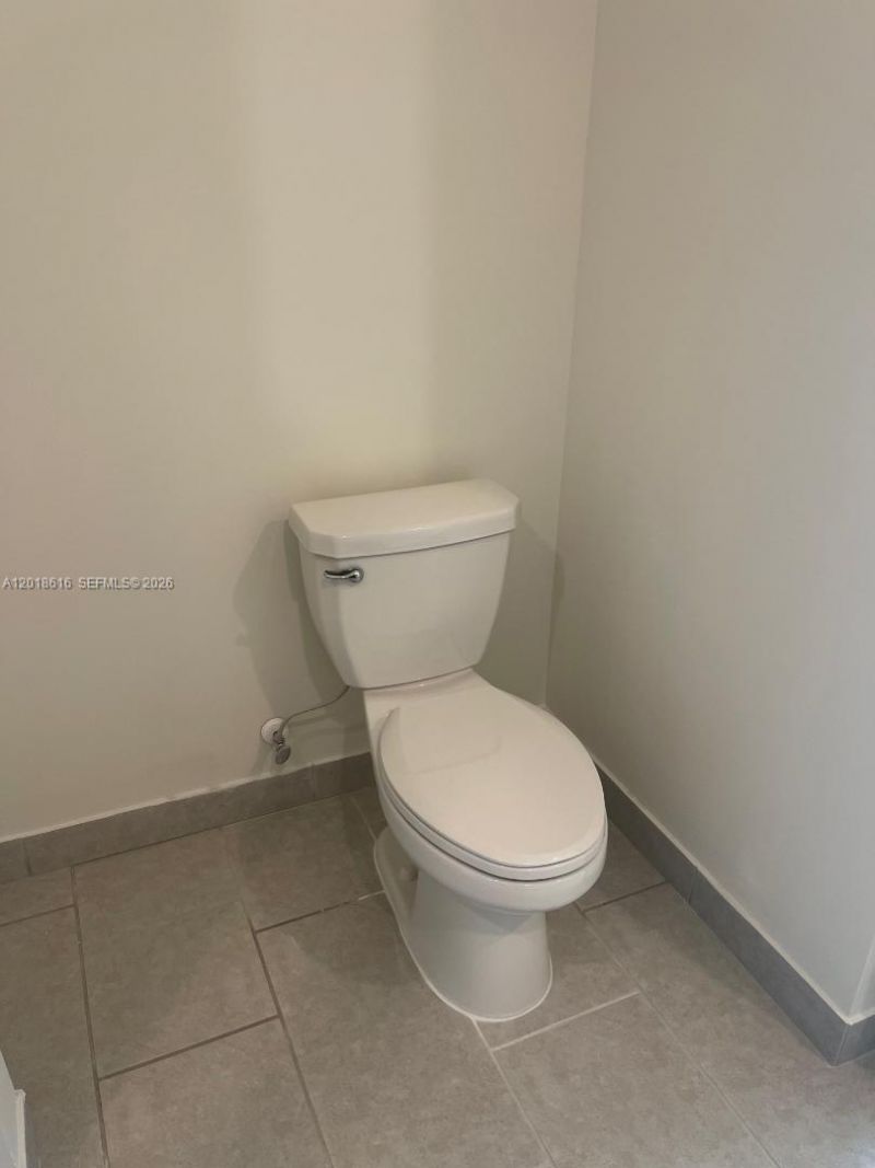 8167 NW 41 St , Unit 407, Doral, FL 33166 Photo