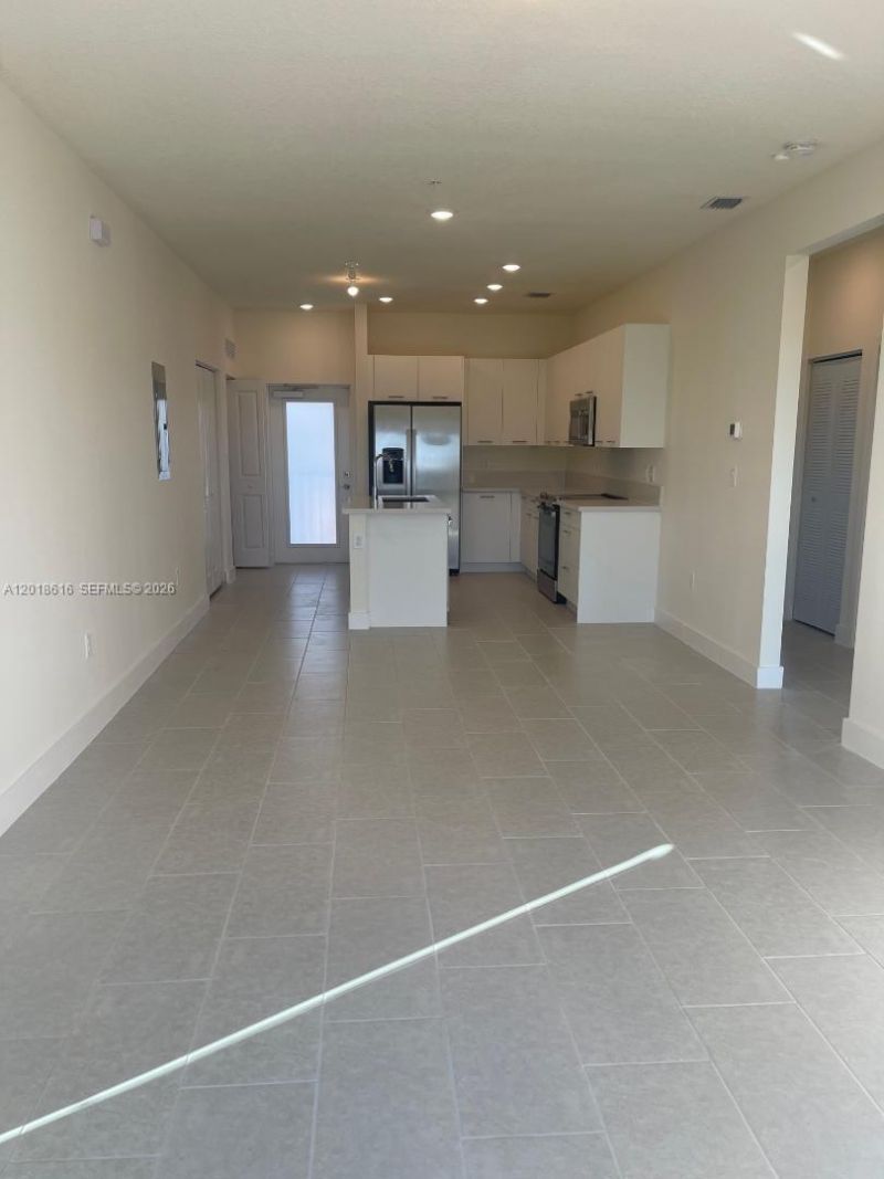 8167 NW 41 St , Unit 407, Doral, FL 33166 Photo