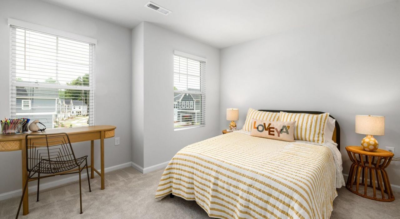 108 Acuna Street Photo 7