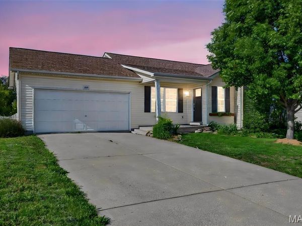 2289 Paige Marie Drive, Warrenton, MO 63383