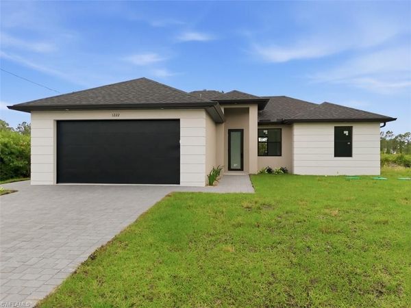 1222 Earnest ST E, LEHIGH ACRES, FL 33974