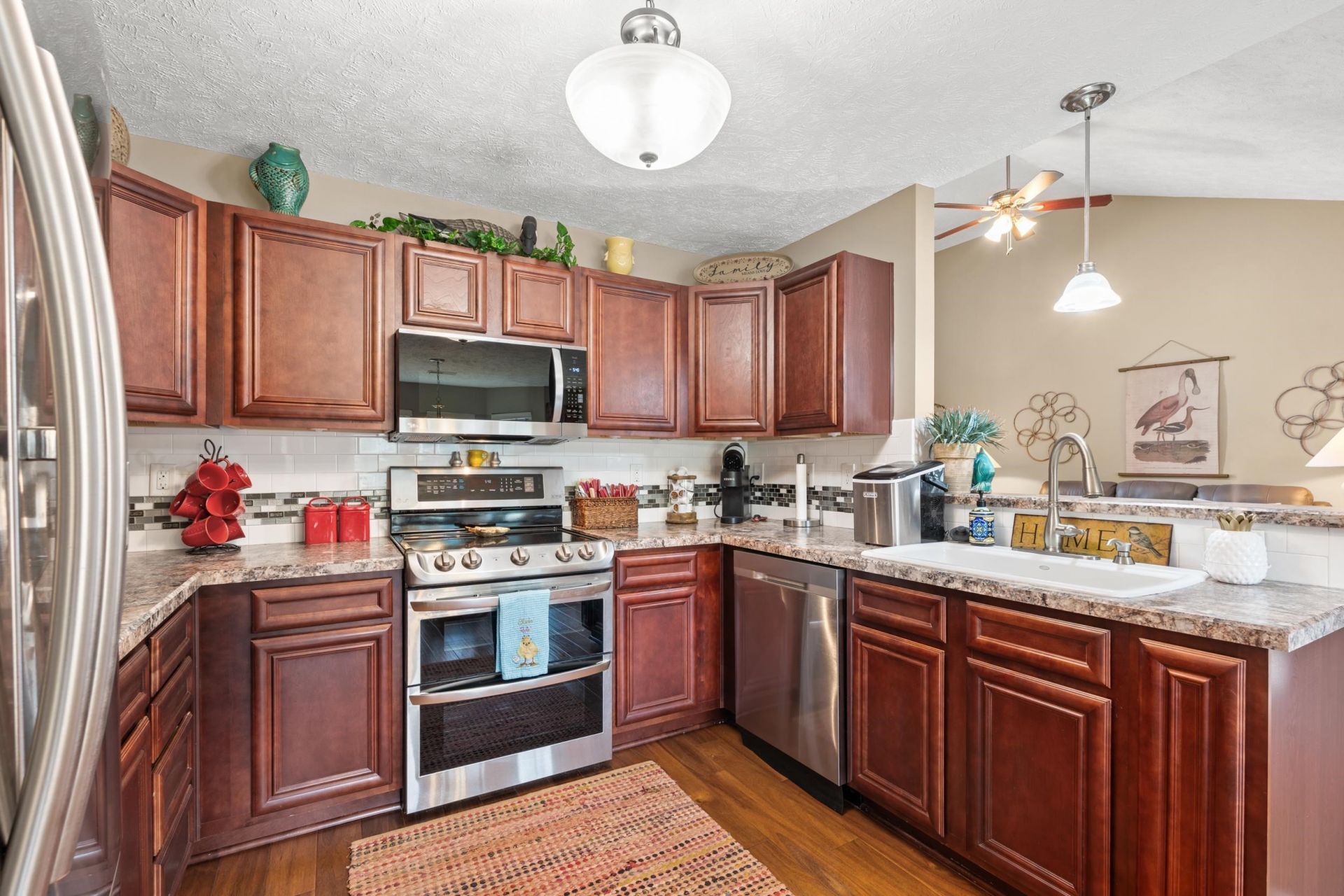 247 Hickory Springs Ct.  Photo 10
