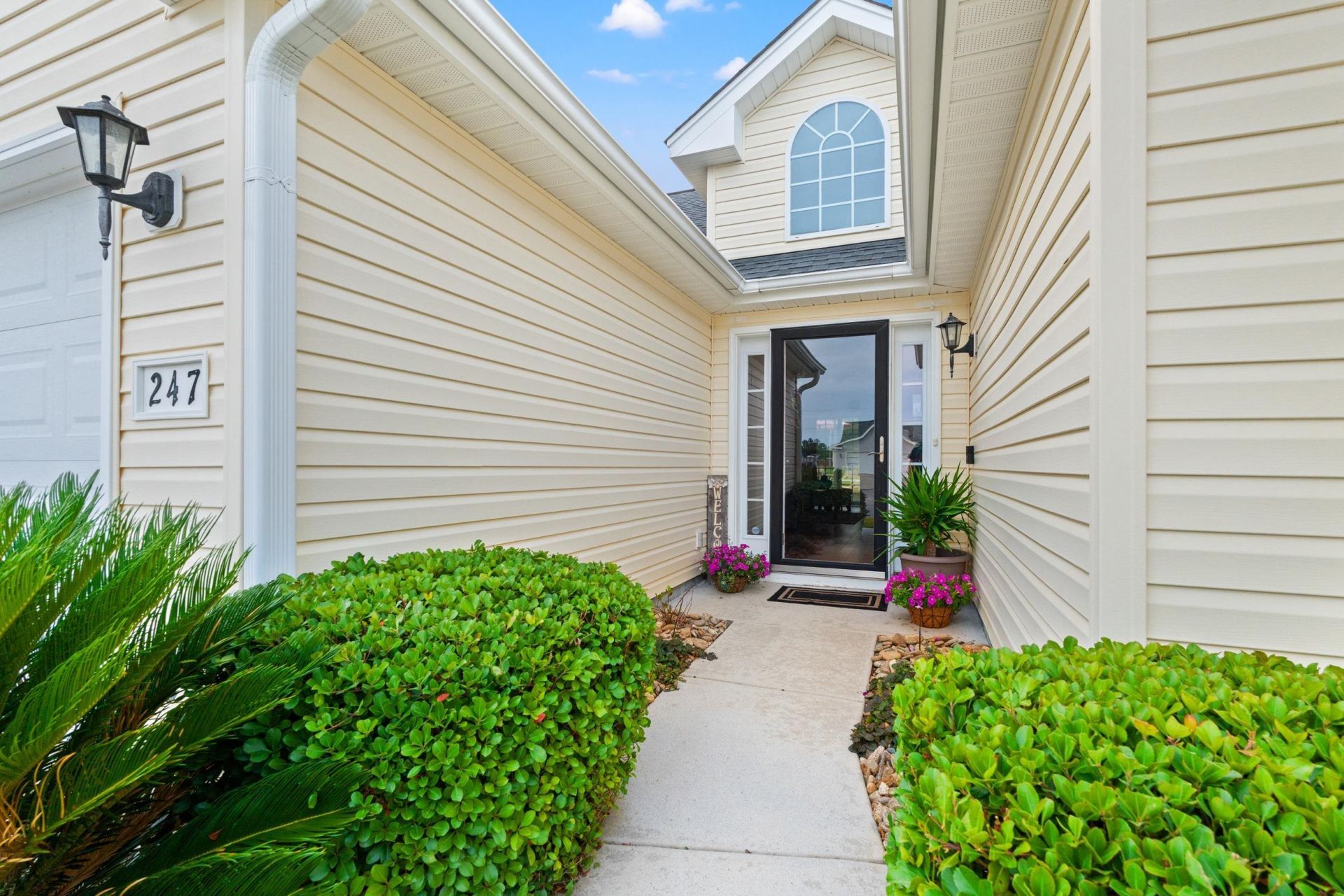 247 Hickory Springs Ct.  Photo 5