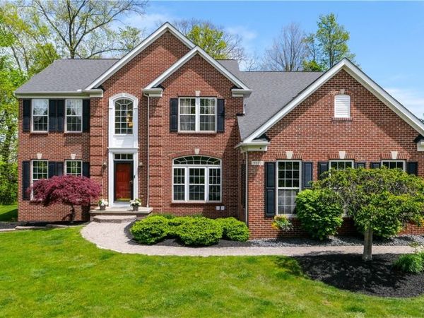 9337 Adam Run , Twinsburg, OH 44087