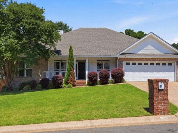 51 Ouachita Drive , Maumelle, AR 72113