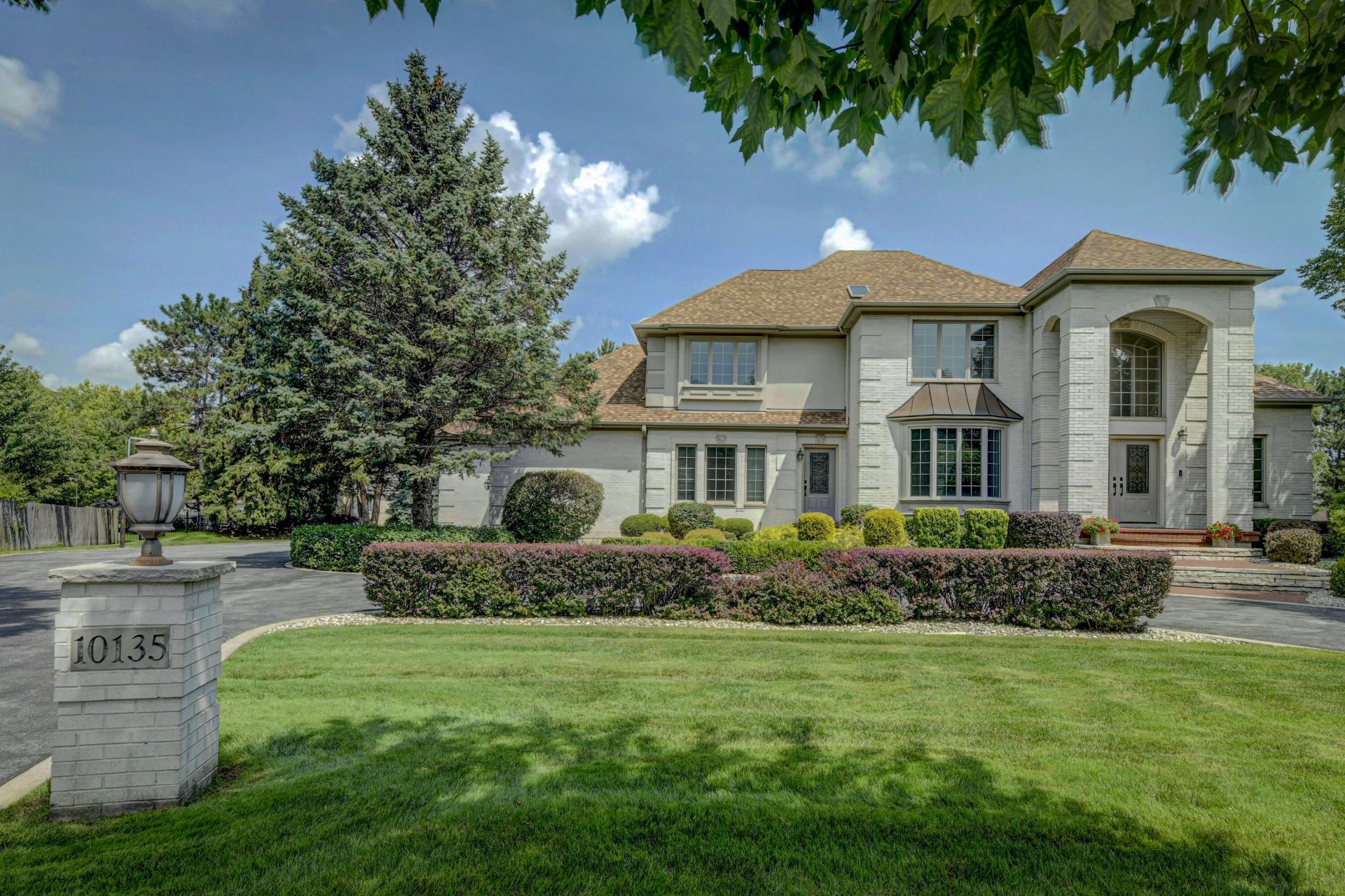 10135 Cherrywood Lane , Munster, IN 46321