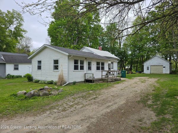 5214 Thornapple Lake Road, Nashville, MI 49073