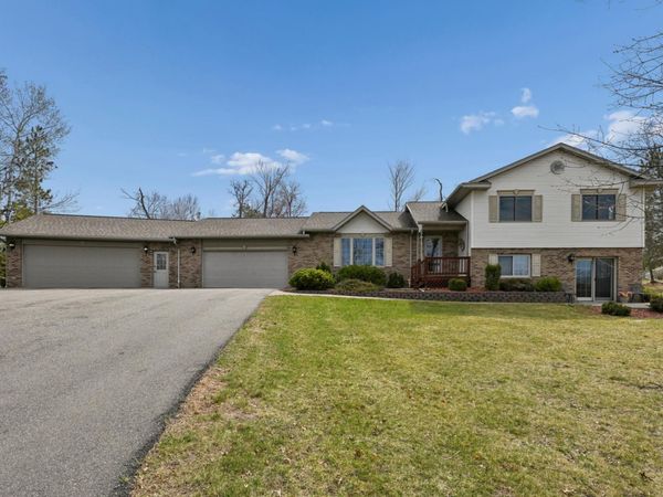 2120 Grotte Avenue NE, Bemidji, MN 56601