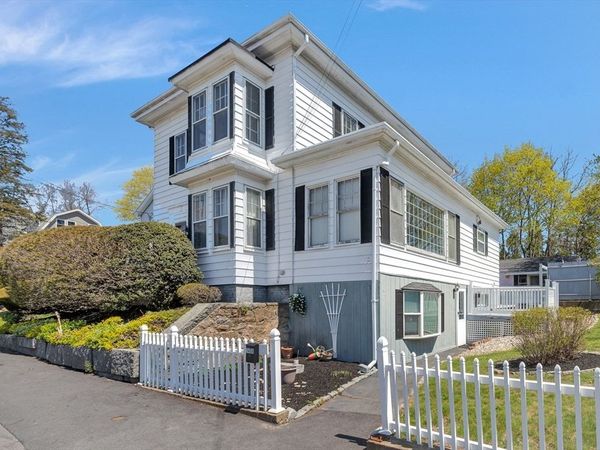 140 Mt Pleasant Avenue, Gloucester, MA 01930