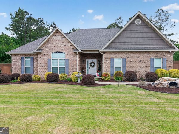 302 Paddington Lane, Lizella, GA 31052