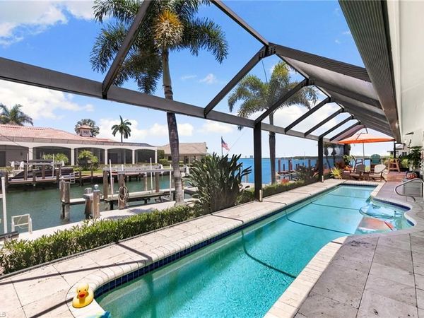 1784 Wavecrest CT, MARCO ISLAND, FL 34145