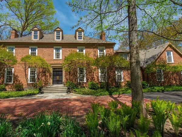 1200 Loch Lane , Lake Forest, IL 60045