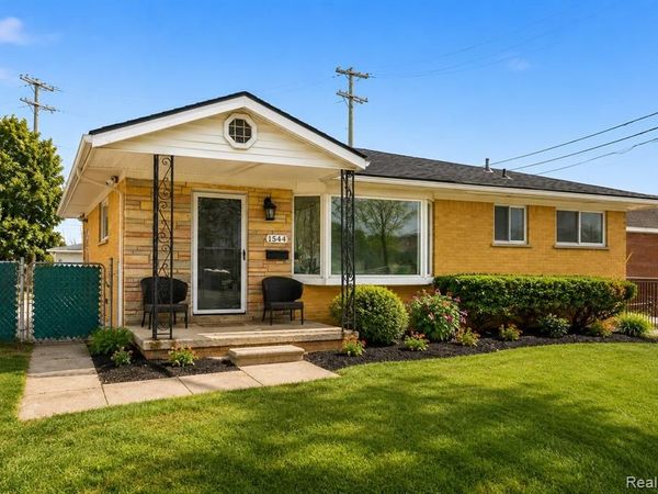 1544 Sheffield Road, Birmingham, MI 48009