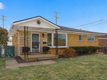 1544 Sheffield Road, Birmingham, MI 48009
