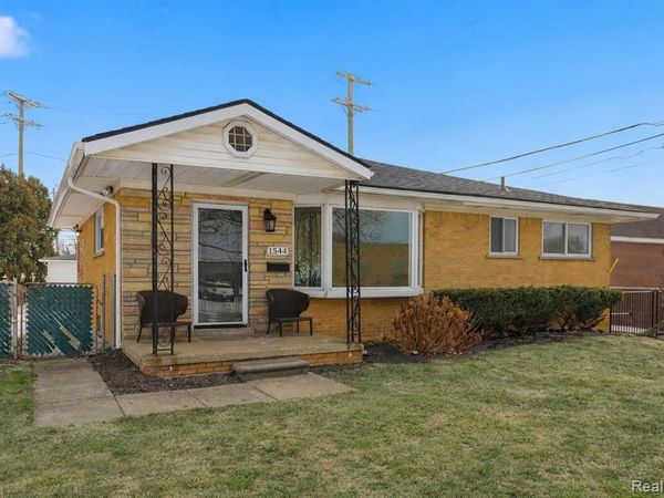 1544 Sheffield Road , Birmingham, MI 48009