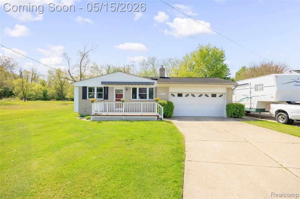 2832 Dashwood Drive Drive, Troy, MI 48083 Main Photo