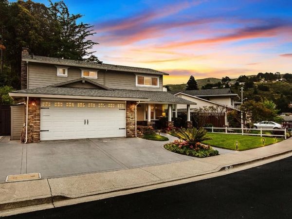 12 Yellowstone Way, Pacifica, CA 94044