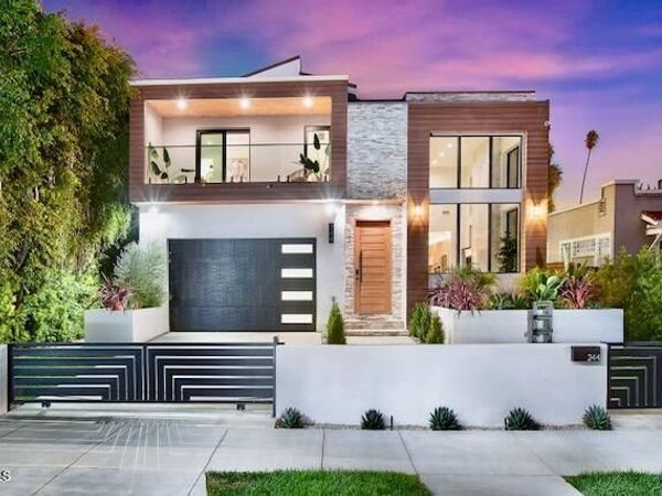 244 S Gramercy Place, Los Angeles, CA 90004