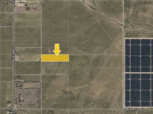 225 STW Drt Vic Ave B, Fairmont, CA 93536