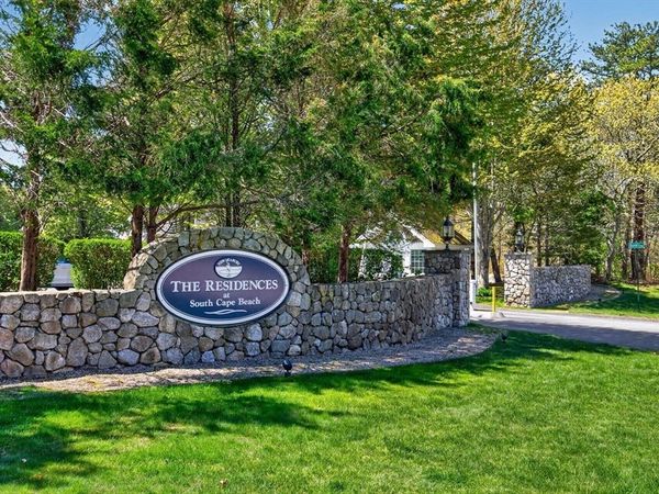 2 Quinns Way, Unit 2, Mashpee, MA 02649