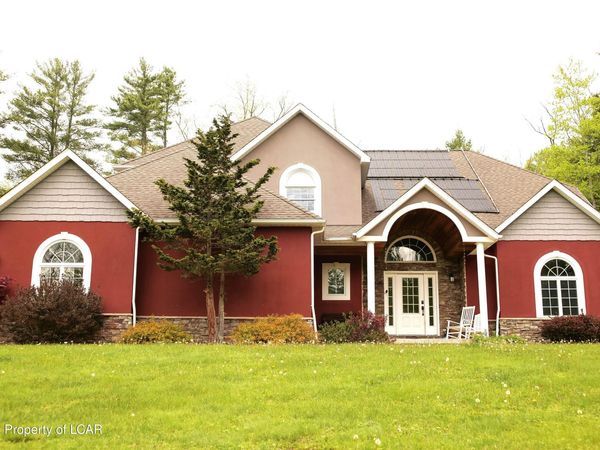 1436 Old Rte 115, Dallas, PA 18612