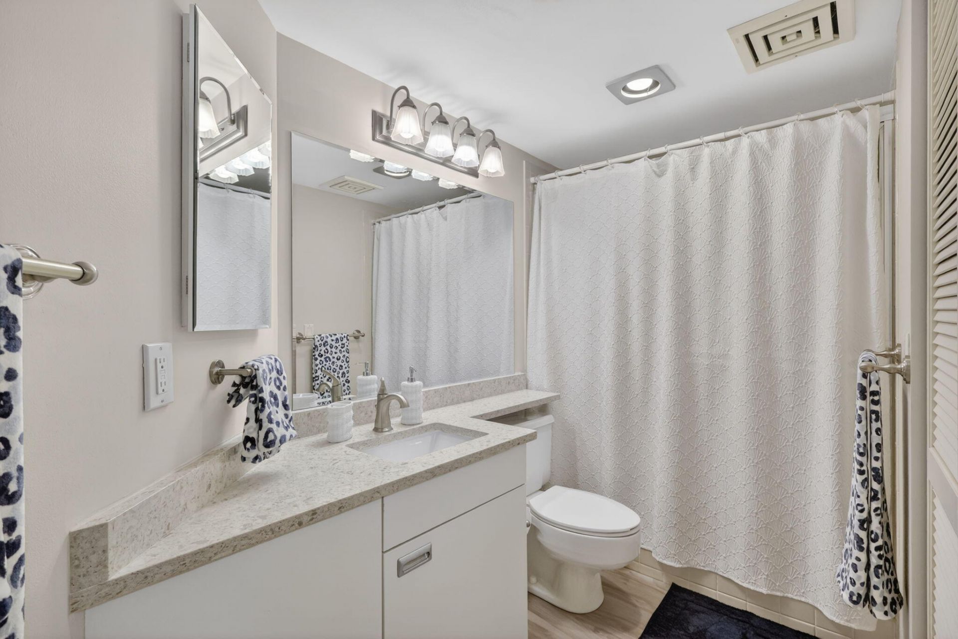 9650 S Ocean Drive, Unit 507, Jensen Beach, FL 34957 Photo